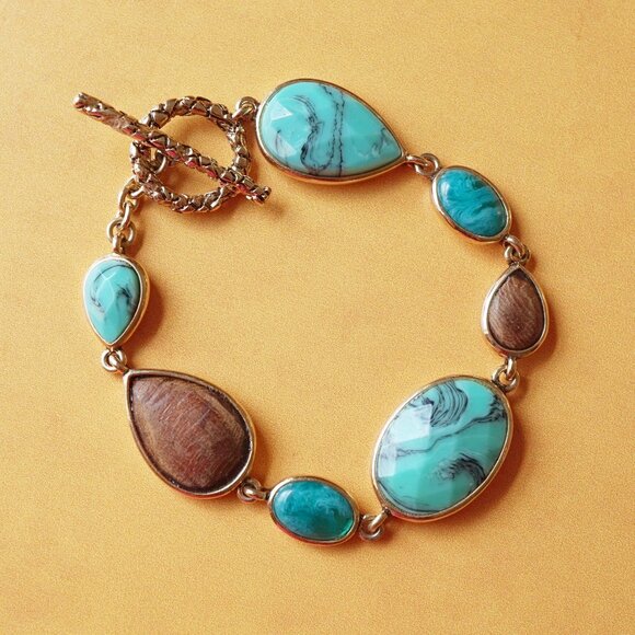 Vintage 1990s Faux Turquoise & Wood Link Bracelet with Toggle Clasp - Picture 1 of 4